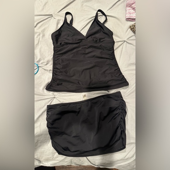 Beautiful women’s plus size 14 black Tankini - Picture 2 of 10